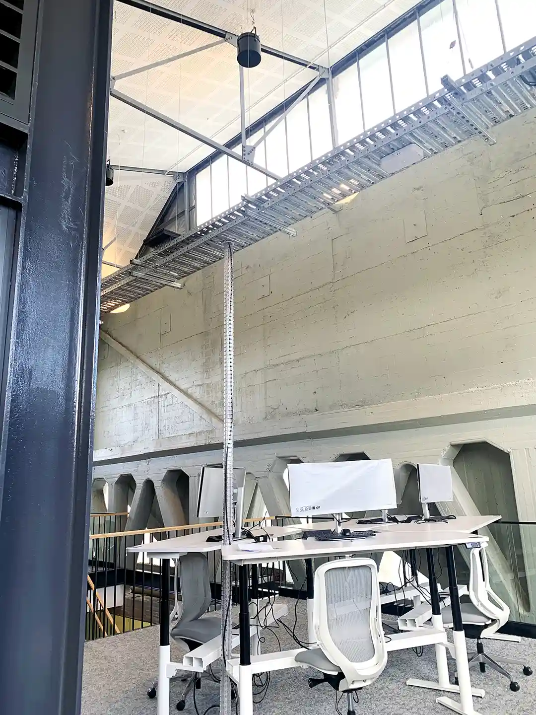 Optimising Heating with Airius Destratification Fans at University of Tasmania 3